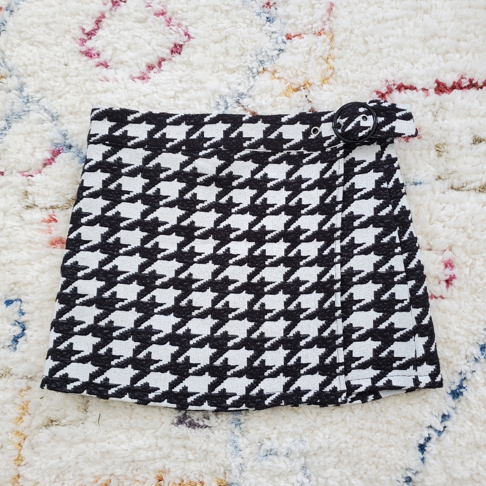 Houndstooth belted wrap skirt